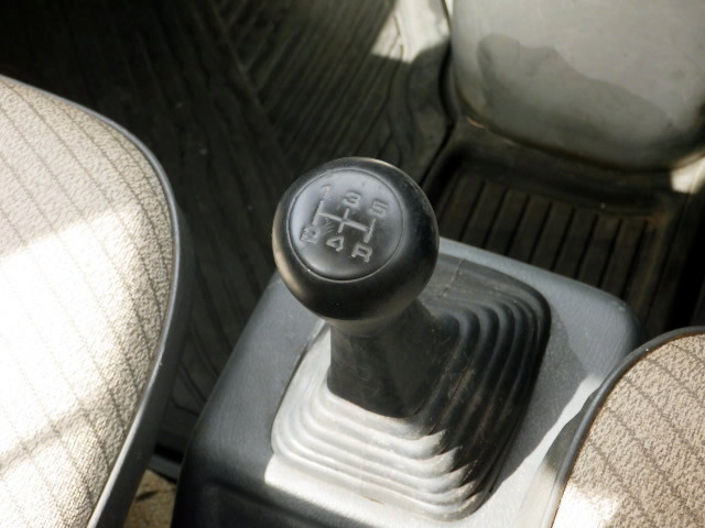 1991 Honda Acty Truck HA3 (UW-69d4c63405ed8)[13]