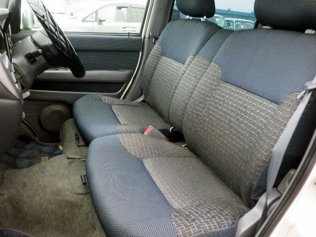 2001 Daihatsu Atrai S230G (UW-69d4ce88b7fd7)[18]