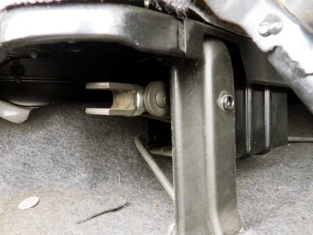 2001 Daihatsu Atrai S230G (UW-69d4ce88b7fd7)[20]