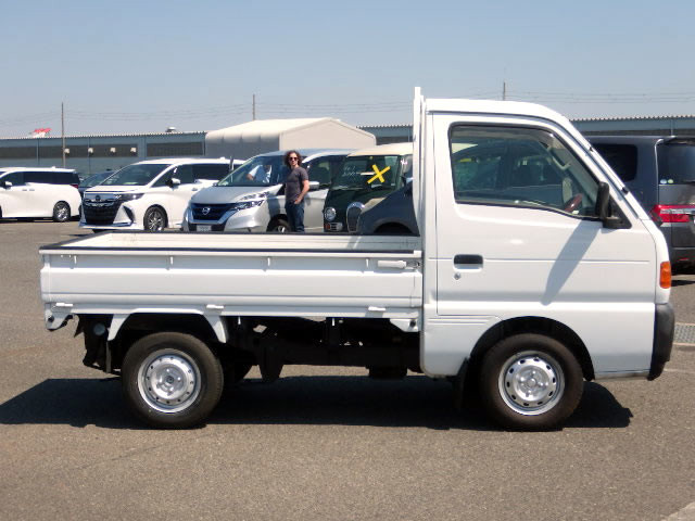 1997 Suzuki Carry Truck DC51T (UW-69e19f9eda1cd)[2]