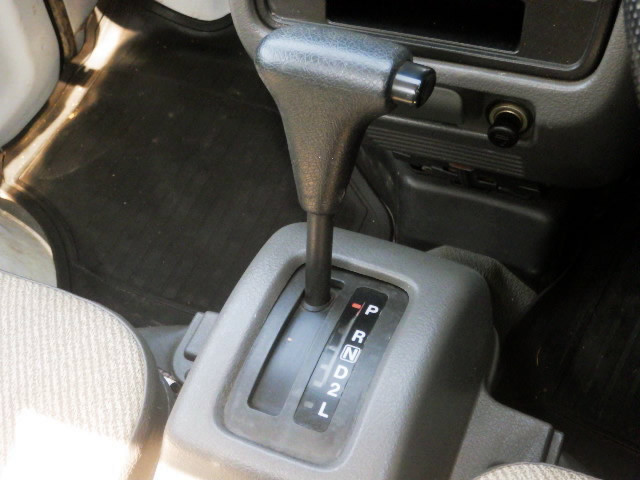 1997 Suzuki Carry Truck DC51T (UW-69e19f9eda1cd)[13]