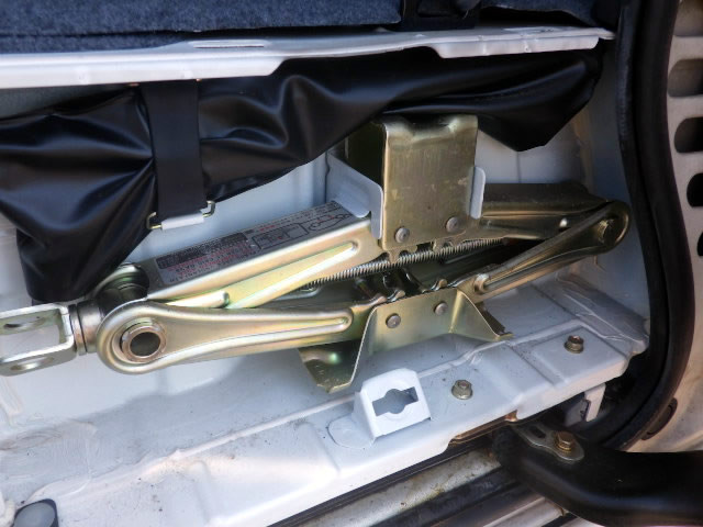 1999 Honda Vamos HM1 (UW-69d8a77deb808)[19]