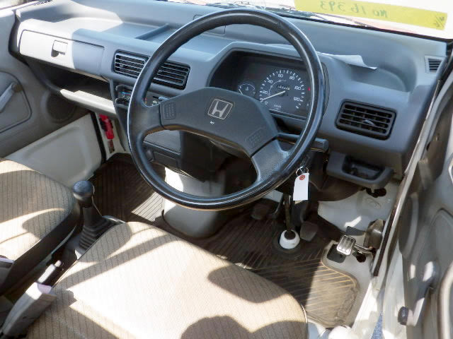 1992 Honda Acty Truck HA3 (UW-69d8affac51a3)[10]