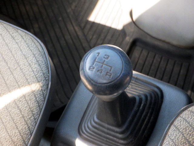 1992 Honda Acty Truck HA3 (UW-69d8affac51a3)[13]