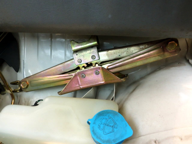 1992 Honda Acty Truck HA3 (UW-69d8affac51a3)[18]