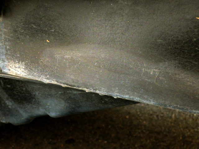 2001 Subaru Sambar TT2 (UW-69ddf7ef3afde)[22]