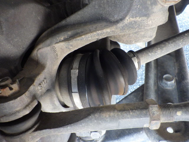 2001 Subaru Sambar TT2 (UW-69ddf7ef3afde)[25]