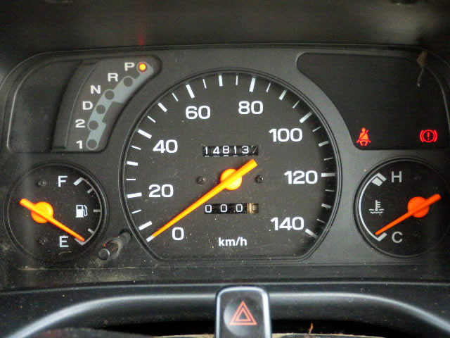 2001 Subaru Sambar TT2 (UW-69ddf7ef3afde)[13]