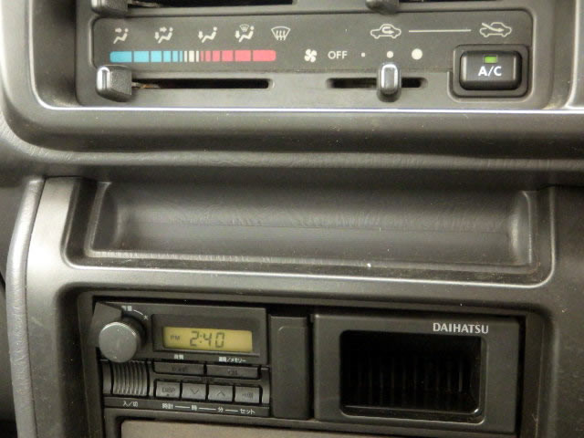 1999 Daihatsu Hijet Truck S200P (UW-69e72bc5c8b0b)[11]