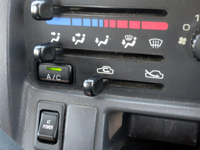 2001 Subaru Sambar TT1 (UW-69ddfd734daeb)[12]