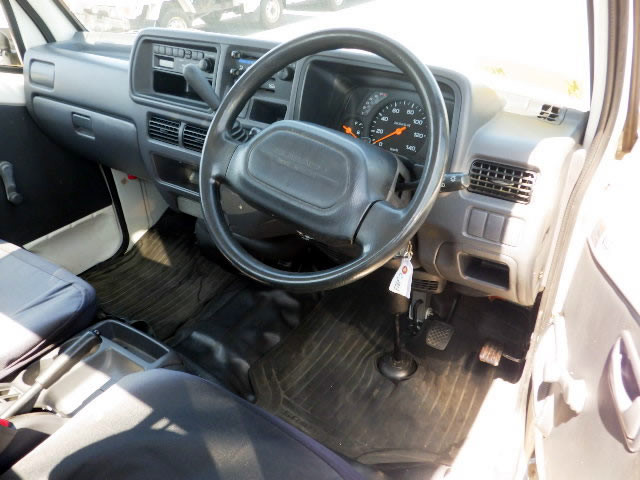 2001 Subaru Sambar TT1 (UW-69ddfd734daeb)[10]