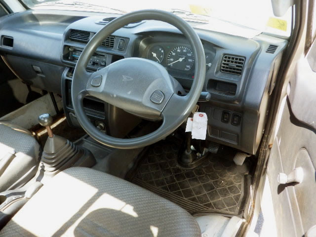 1999 Daihatsu Hijet Truck S210P (UW-69de057e6c366)[10]