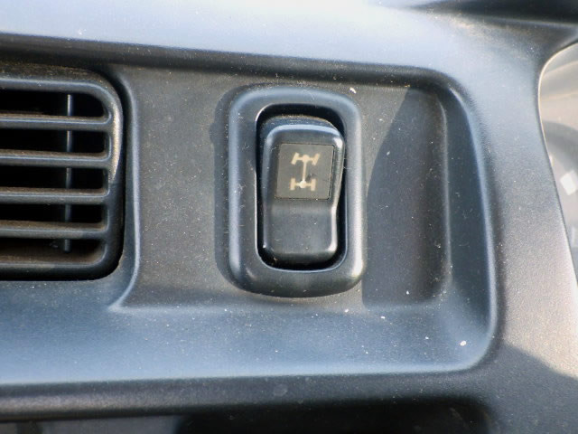 1999 Daihatsu Hijet Truck S210P (UW-69de057e6c366)[13]