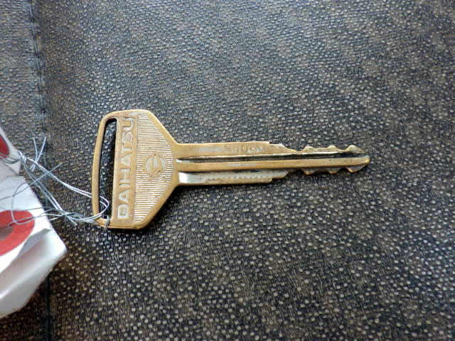 1999 Daihatsu Hijet Truck S210P (UW-69de057e6c366)[17]