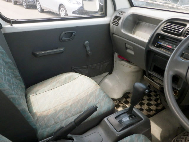 2001 Suzuki Carry Truck DB52T (UW-69f06740c822d)[9]