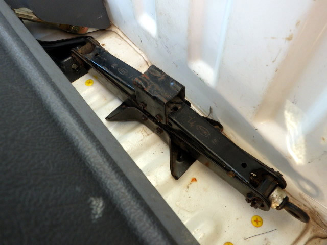 1998 Subaru Sambar KS4 (UW-69d8bdf7e255f)[18]