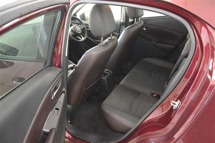 2016 Mazda Demio DBA-DJ3FS (UW-69d9fa00e0a68)[11]