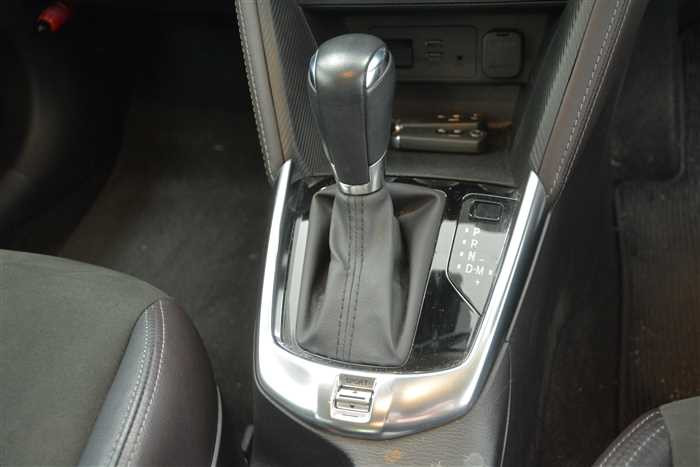 2016 Mazda Demio DBA-DJ3FS (UW-69d9fa00e0a68)[15]