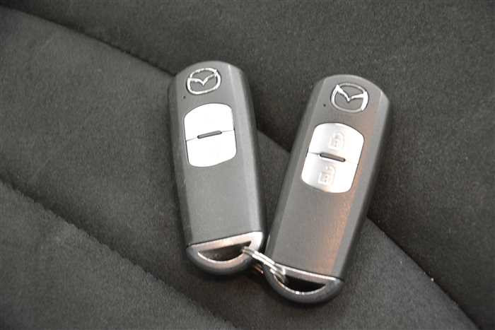 2016 Mazda Demio DBA-DJ3FS (UW-69d9fa00e0a68)[22]