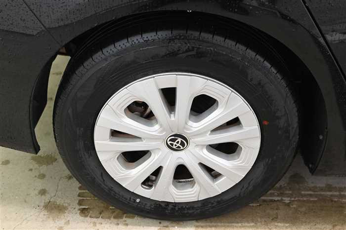 2020 Toyota Prius DAA-ZVW51 (UW-69d9fa01e81b5)[5]