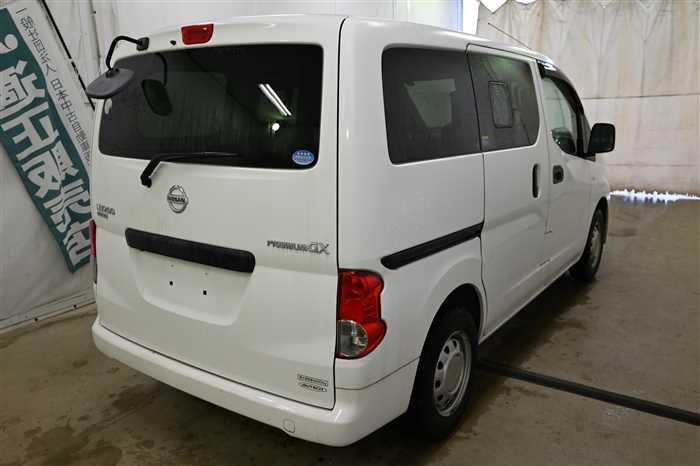 2019 Nissan NV200 Vanette DBF-VM20 (UW-69d9fa026d0c9)[1]