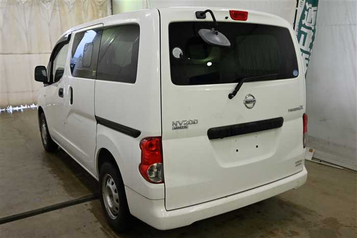2019 Nissan NV200 Vanette DBF-VM20 (UW-69d9fa026d0c9)[3]
