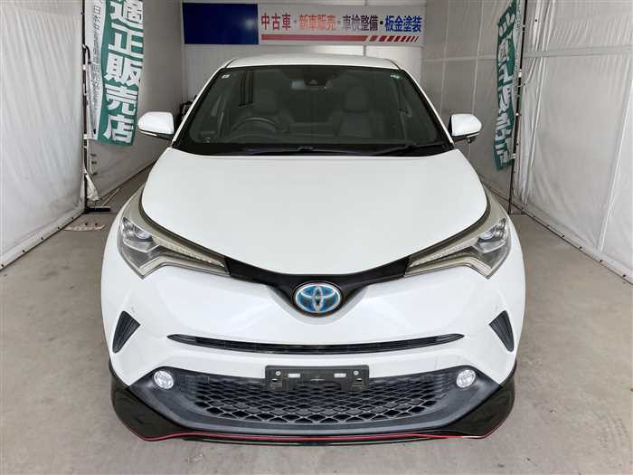 2017 Toyota C-HR DAA-ZYX10 (UW-69d9fa05ad377)[4]