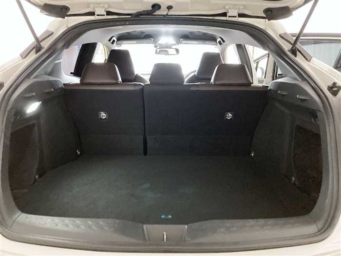 2017 Toyota C-HR DAA-ZYX10 (UW-69d9fa05ad377)[11]