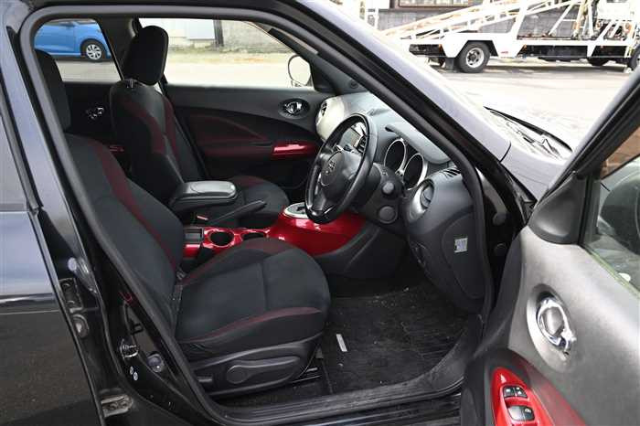 2011 Nissan JUKE CBA-NF15 (UW-69d9fa074a507)[9]