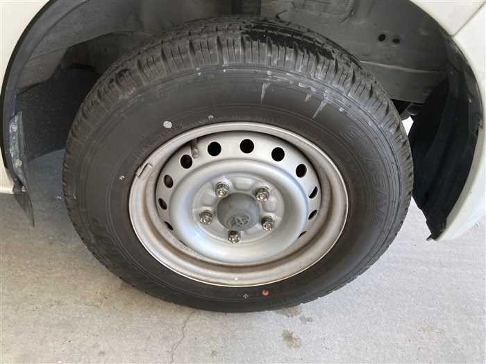 2014 Toyota Townace Van DBF-S402M (UW-69d9fa0793980)[7]