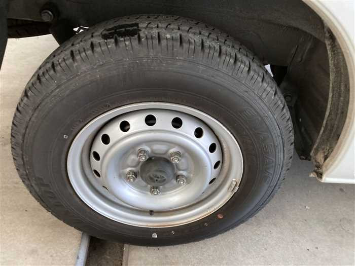 2014 Toyota Townace Van DBF-S402M (UW-69d9fa0793980)[8]