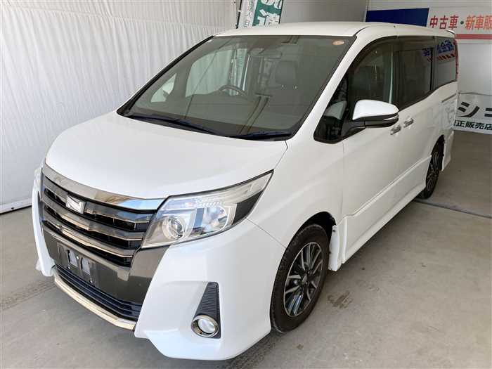 2017 Toyota Noah DBA-ZRR80W