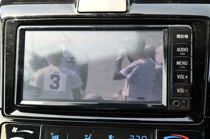 2018 Toyota Corolla Axio DBA-NRE161 (UW-69d9fa091903e)[25]