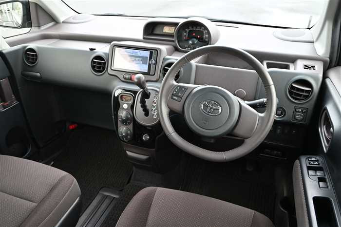 2014 Toyota Porte DBA-NCP141 (UW-69d9fa09464ed)[21]