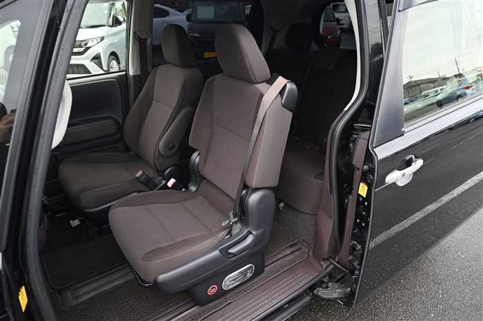 2014 Toyota Porte DBA-NCP141 (UW-69d9fa09464ed)[25]