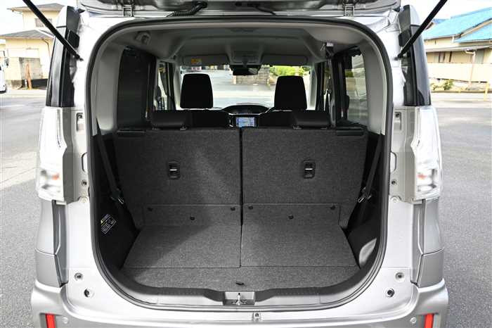 2019 Suzuki Solio DAA-MA36S (UW-69d9fa09764e4)[17]