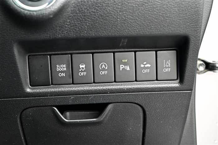 2019 Suzuki Solio DAA-MA36S (UW-69d9fa09764e4)[19]