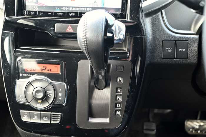 2019 Suzuki Solio DAA-MA36S (UW-69d9fa09764e4)[21]