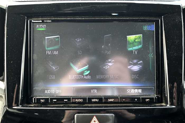 2019 Suzuki Solio DAA-MA36S (UW-69d9fa09764e4)[25]