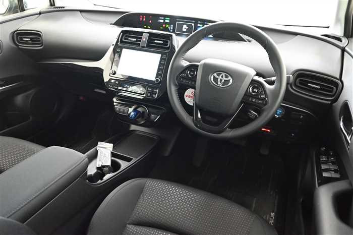 2022 Toyota Prius 6AA-ZVW51 (UW-69d9fa0ae4ff4)[8]