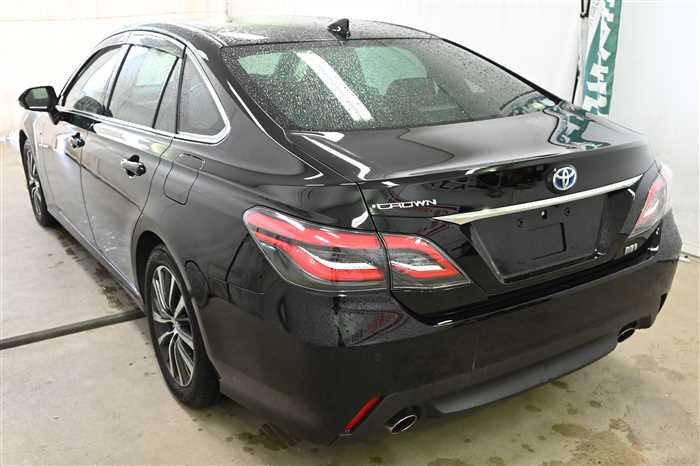 2019 Toyota Crown Hybrid 6AA-AZSH20 (UW-69d9fa0b323b7)[3]