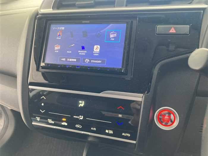 2019 Honda Fit DBA-GK4 (UW-69d9fa0b5f5ac)[19]