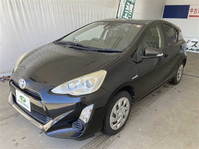 2016 Toyota Aqua DAA-NHP10