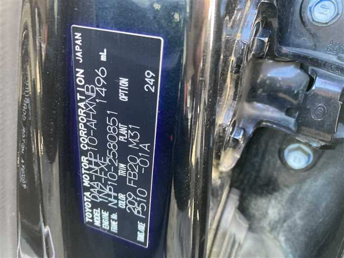 2016 Toyota Aqua DAA-NHP10 (UW-69d9fa0b9bac9)[26]