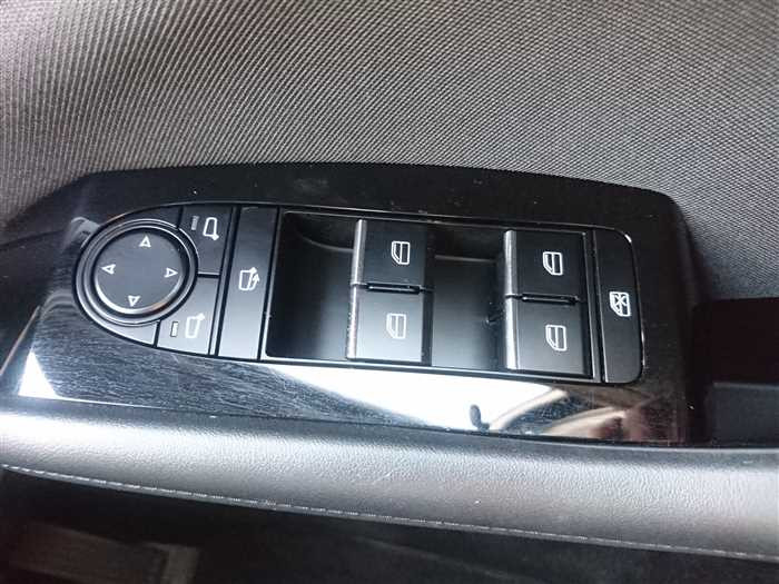 2024 Mazda Mazda3 BP8R (UW-69f5a9e57347e)[26]