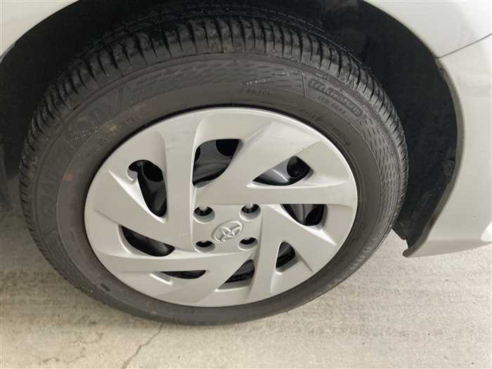 2019 Toyota Corolla Axio DAA-NKE165 (UW-69d9fa0ccf950)[7]