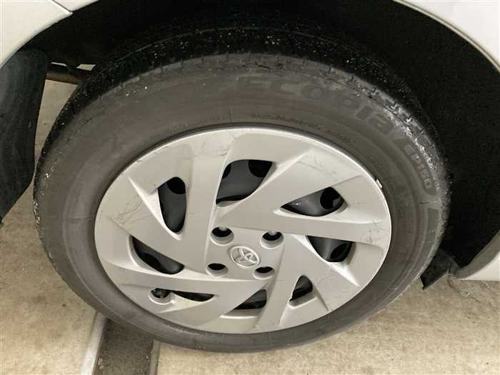 2019 Toyota Corolla Axio DAA-NKE165 (UW-69d9fa0ccf950)[8]