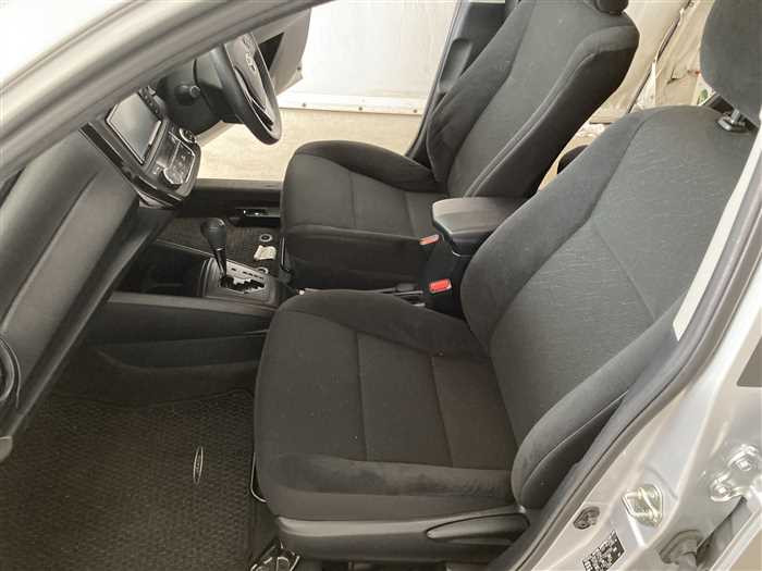 2019 Toyota Corolla Axio DAA-NKE165 (UW-69d9fa0ccf950)[14]