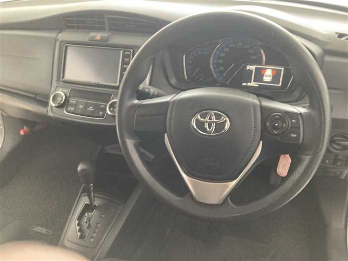 2019 Toyota Corolla Axio DAA-NKE165 (UW-69d9fa0ccf950)[16]