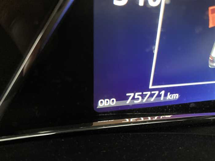 2019 Toyota Corolla Axio DAA-NKE165 (UW-69d9fa0ccf950)[23]